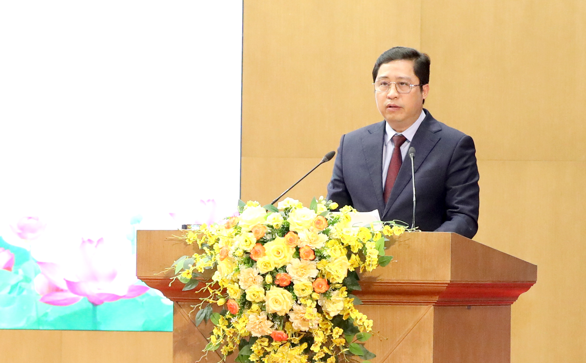 anh tin bai